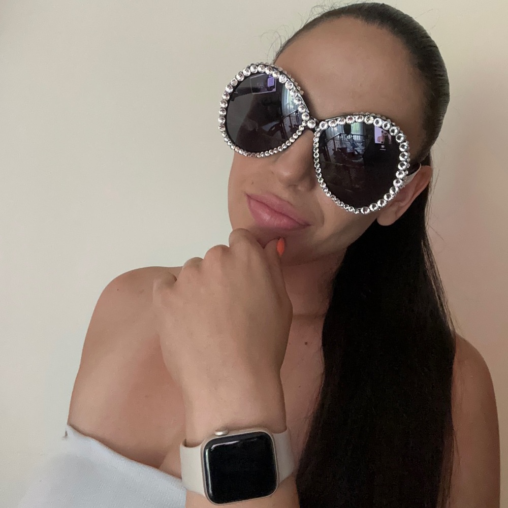 iB BLiNG Round Sunglasses